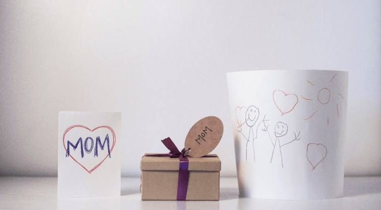Offer a special gift to your mom on Mother's Day